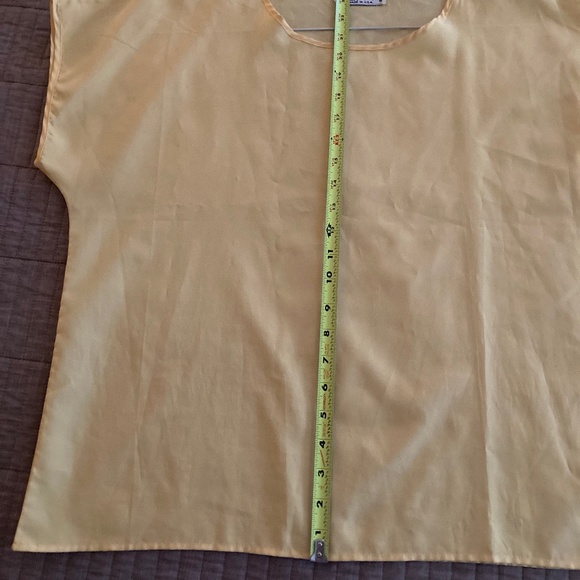 Vintage 1980's Yellow Block Style Top - Picture 7 of 8